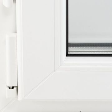 окно штапик фигурный рехау